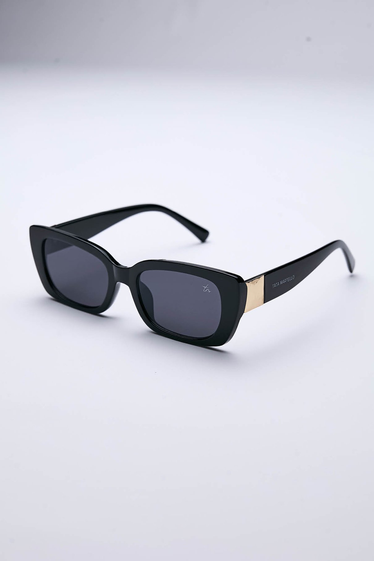 02046 preto