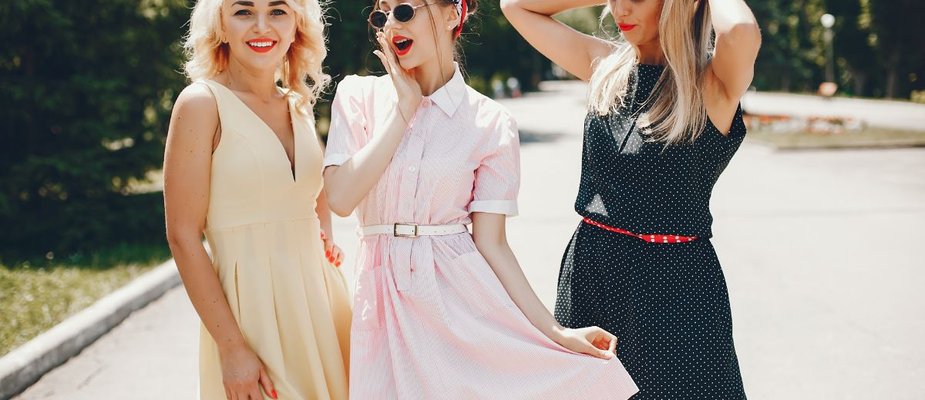 A evolução da moda feminina através das décadas! A evolução da moda feminina através das décadas!