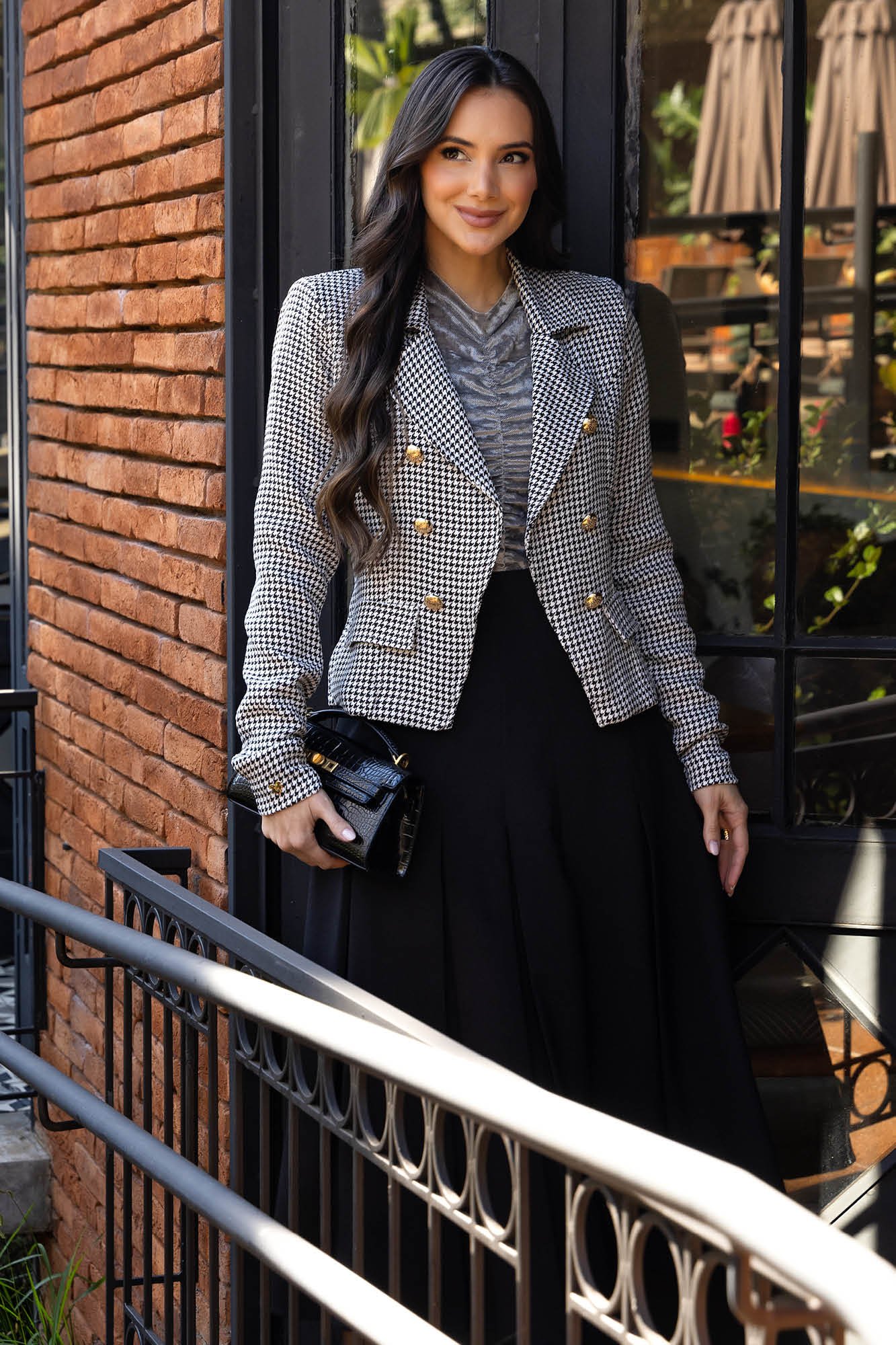 Blazer com Gola e Botões Dourados Donatela - Tata Martello